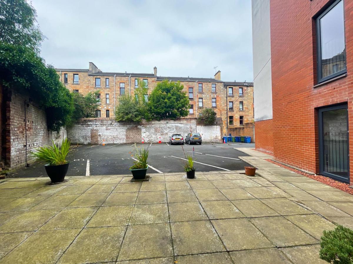 Kelvingrove 2 Bedroom Apartment - Private Parking Glasgow Dış mekan fotoğraf