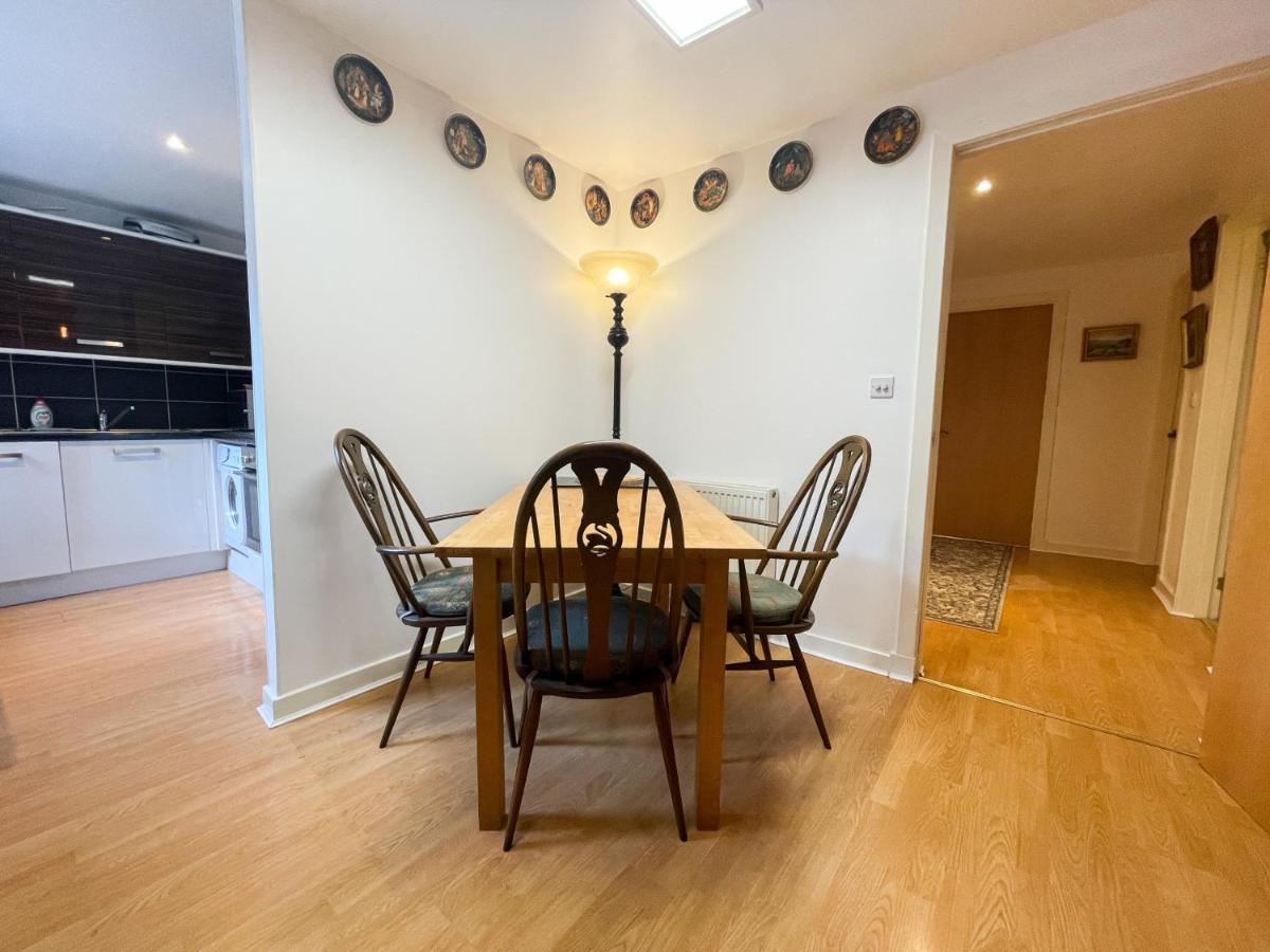 Kelvingrove 2 Bedroom Apartment - Private Parking Glasgow Dış mekan fotoğraf